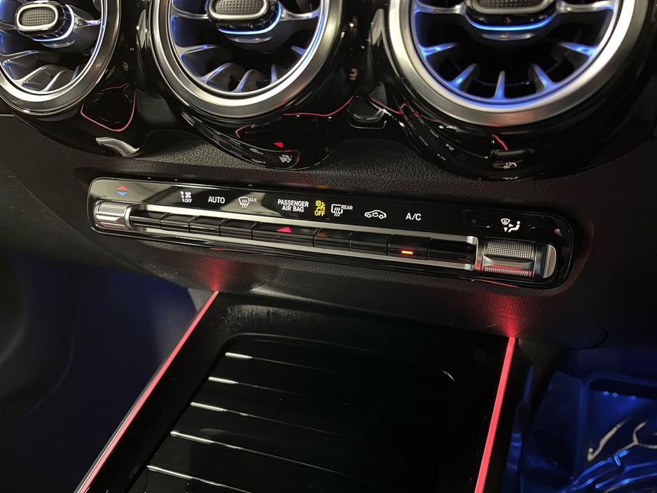 2026 Mercedes-Benz GLB 200d Progressive - 18 Inch Alloys - Reversing Camera - Ambient Lighting - Sat Nav - Climate Control - Heated Seats - Keyless Start - Apple CarPlay/Android Auto €73,298