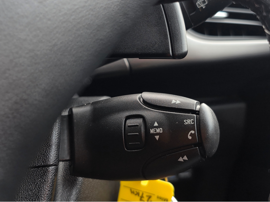 2015 Citroen C3 1.2 AUTO FULL MOON ROOF / LOW ROAD TAX / LOW MILEAGE €9,500