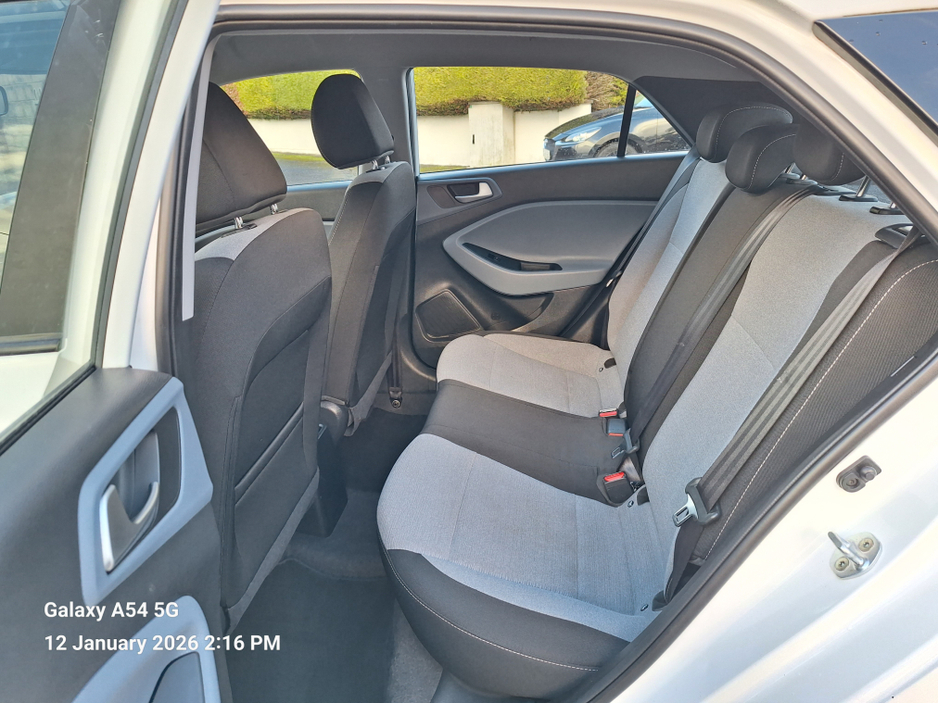 2016 Hyundai i20 1.2 Petrol DELUXE €7,450