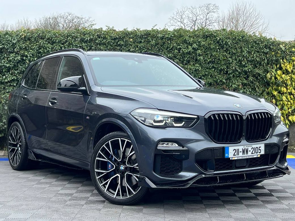 2021 BMW X5 M-SPORT COMPETITION XDRIVE45e 3.0 HYBRID // LEATHER HEATED SEATS // APPLE CARPLAY/ANDROID AUTO // ADJUSTABLE AIR SUSPENSION €49,900