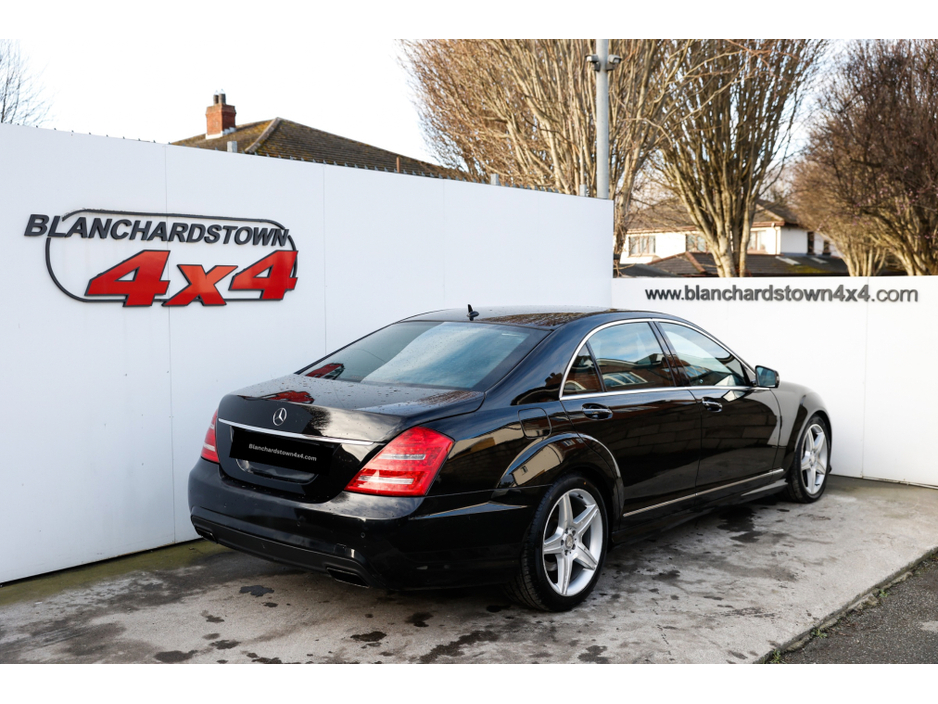 2013 Mercedes-Benz S Class - image 4