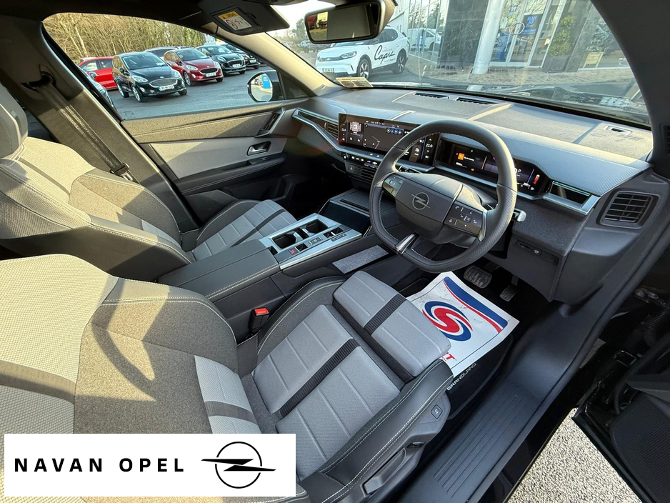 2025 Opel Grandland - image 8