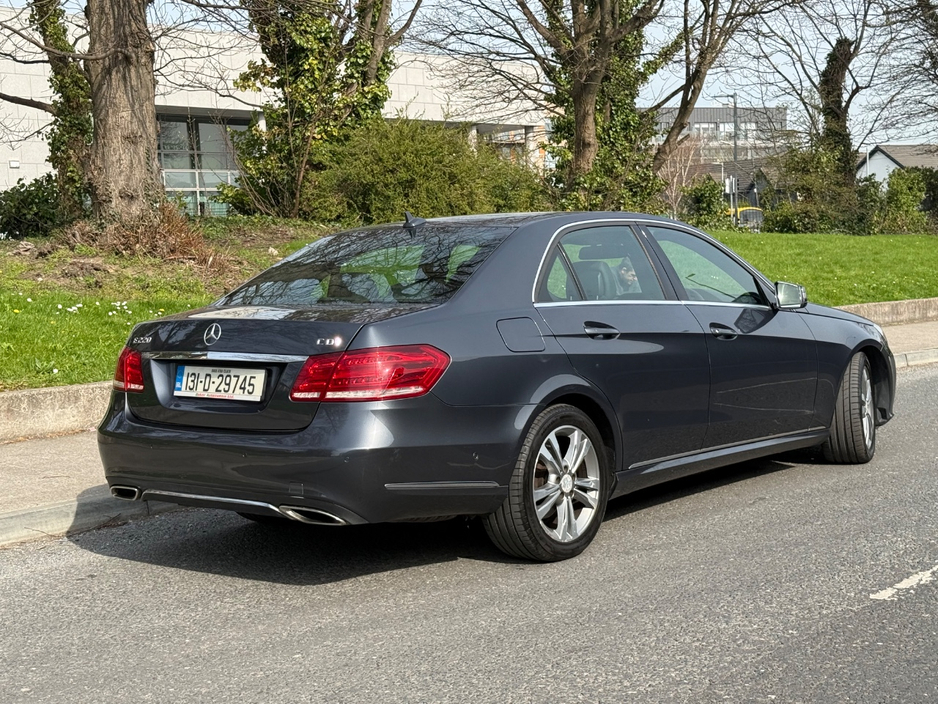 2013 Mercedes-Benz E Class - image 3