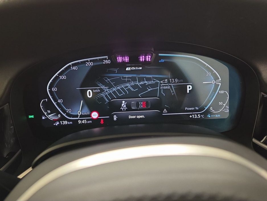 2022 BMW 7 Series - image 9