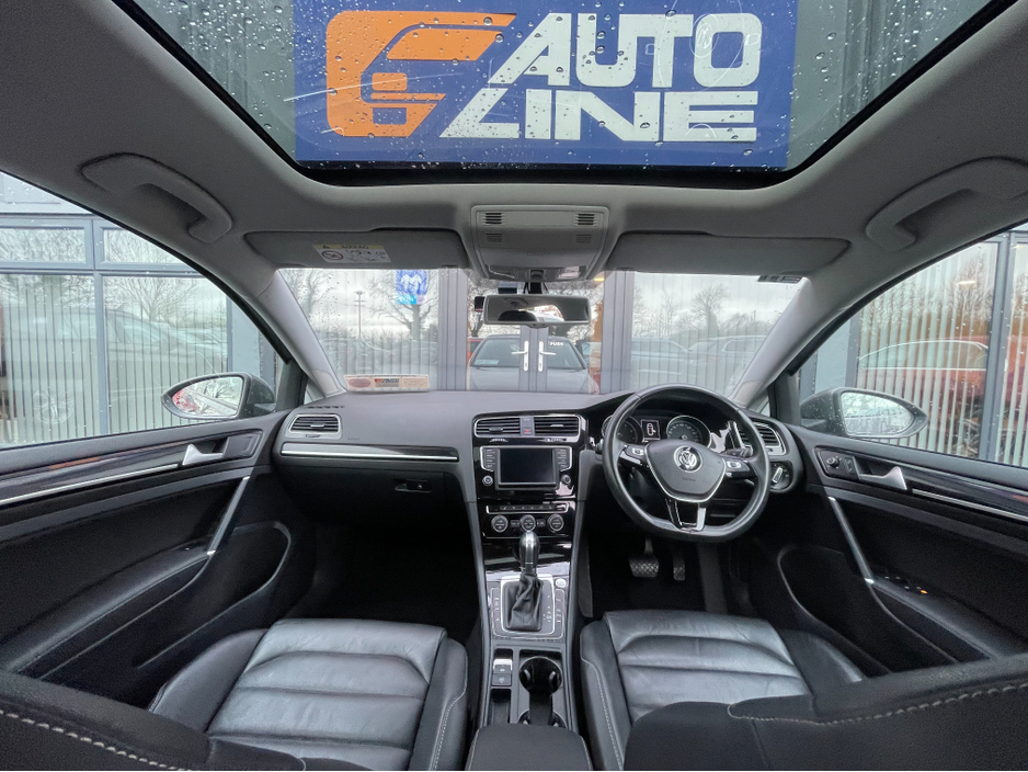 2017 Volkswagen Golf - image 11