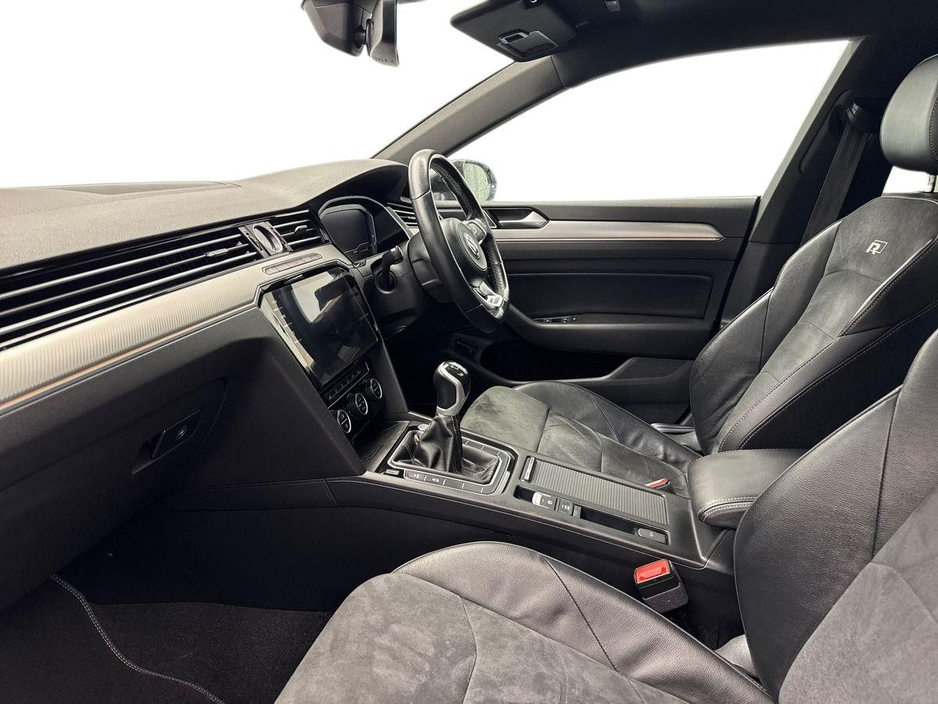 2020 Volkswagen Arteon - image 2