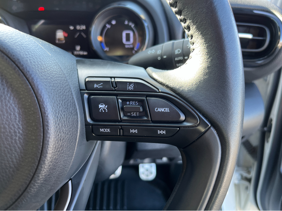 2020 Toyota Yaris - image 22