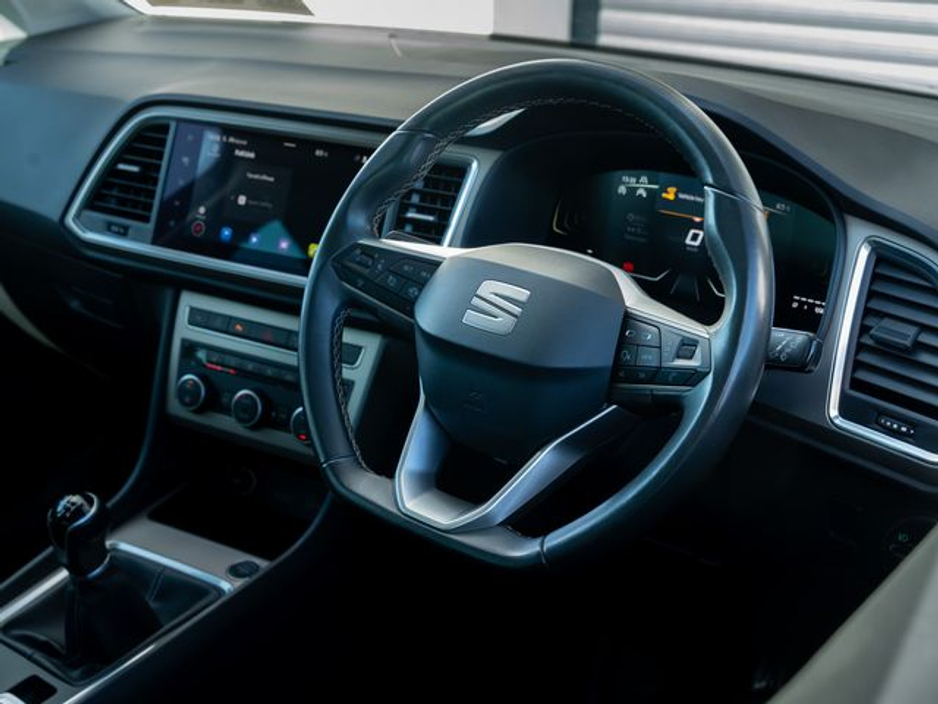 2023 SEAT Ateca - image 15