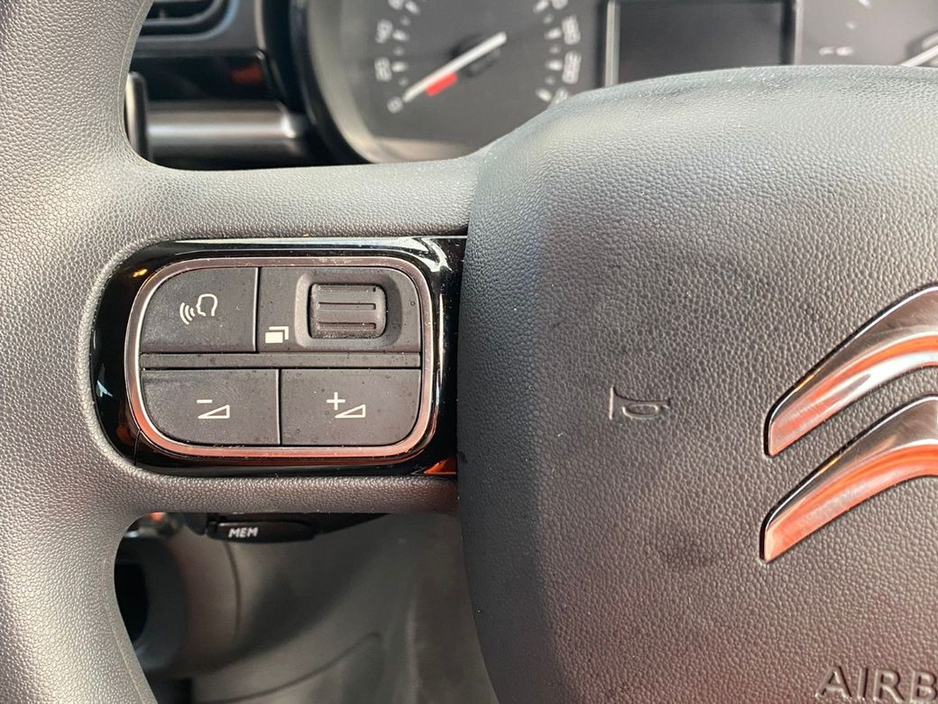 2021 Citroen C3 Flair Puretech 1.2 Automatic €17,950