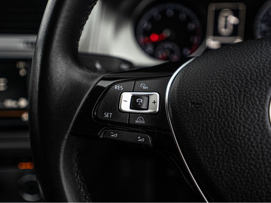 2016 Volkswagen Golf 2016 VW Golf 1.4tsi Auto/High spec/1yr warranty €12,888