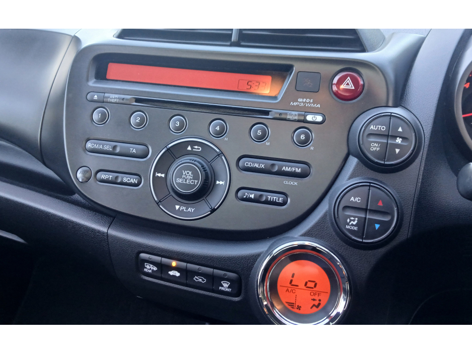 2012 Honda Jazz **AUTOMATIC** 1.3 VTEC EXECUTIVE 5dr - ONLY 29K KLMS €8,950