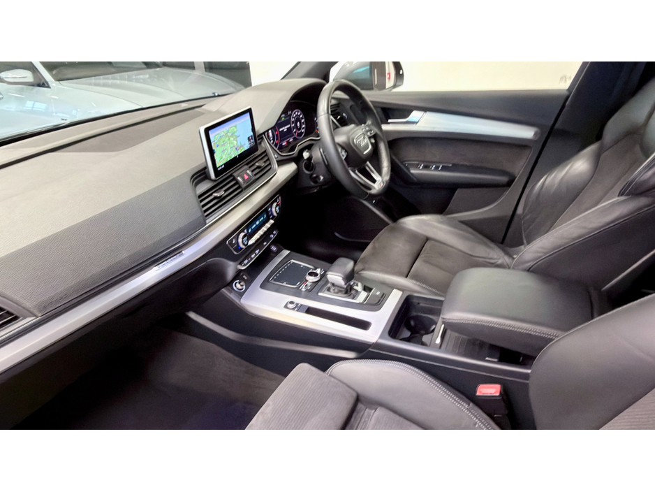 2018 Audi Q5 - image 9