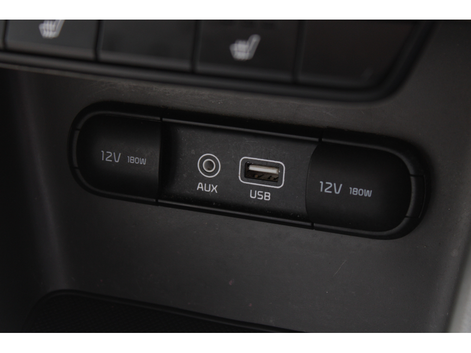 2018 Kia Sportage - image 16