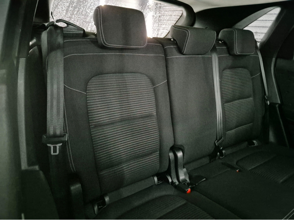 2021 Ford Kuga - image 11