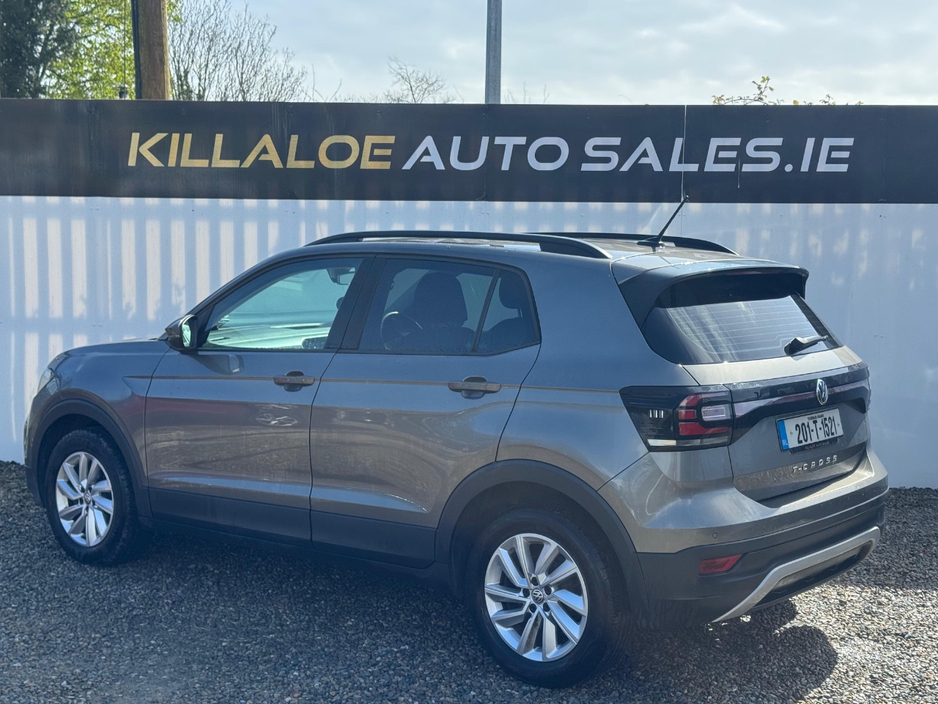 2020 Volkswagen T-Cross - image 4