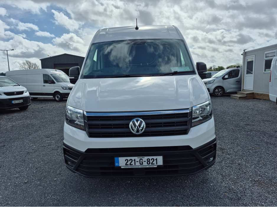2022 Volkswagen Crafter - image 2