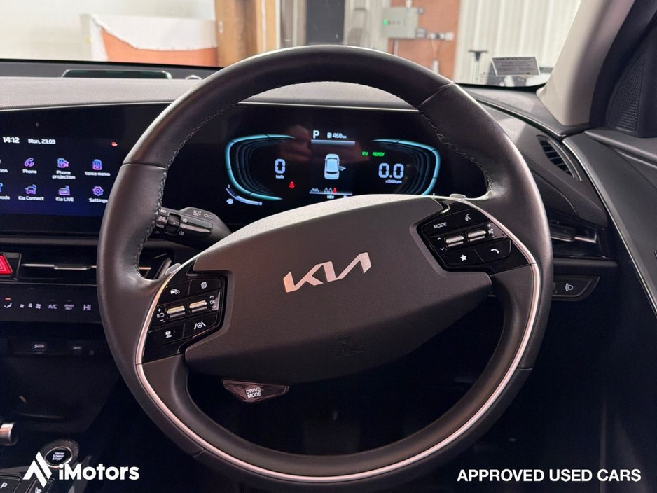 2025 Kia Niro - image 15