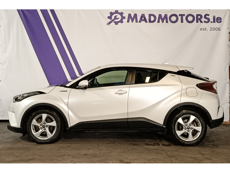 2019 Toyota C-HR 192 (2yr Warranty) 1.8 Petrol Hybrid Automatic €19,950