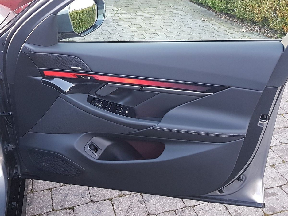 2026 BMW 5 Series 530e M Sport Saloon €77,980