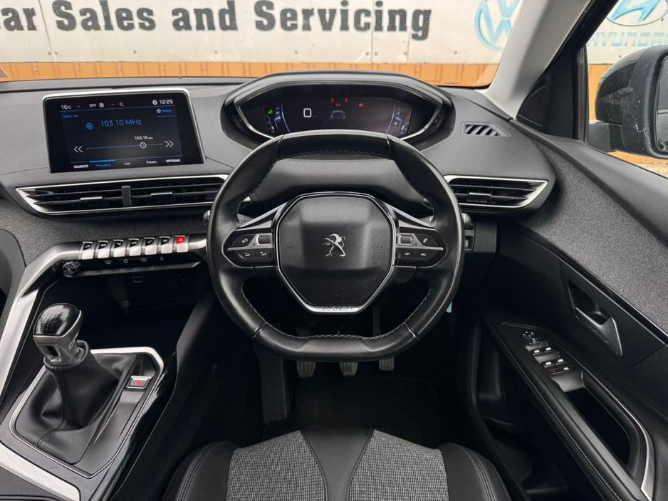 2019 Peugeot 5008 - image 19