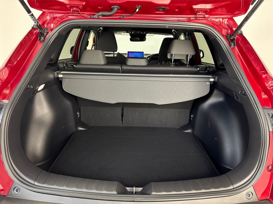 2024 Toyota Corolla Cross - image 13