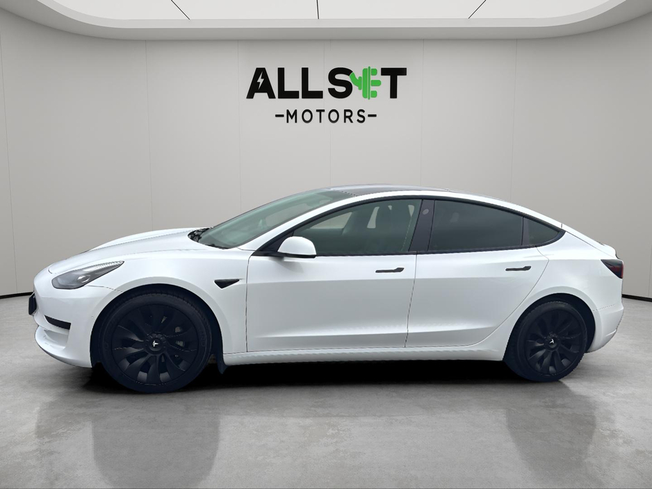 2021 Tesla Model 3 - image 6