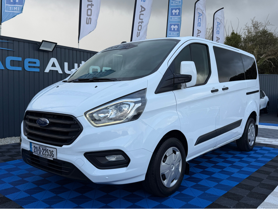 2021 Ford Transit Custom - image 2