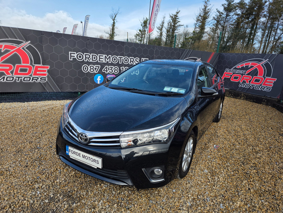 2016 Toyota Corolla - image 2