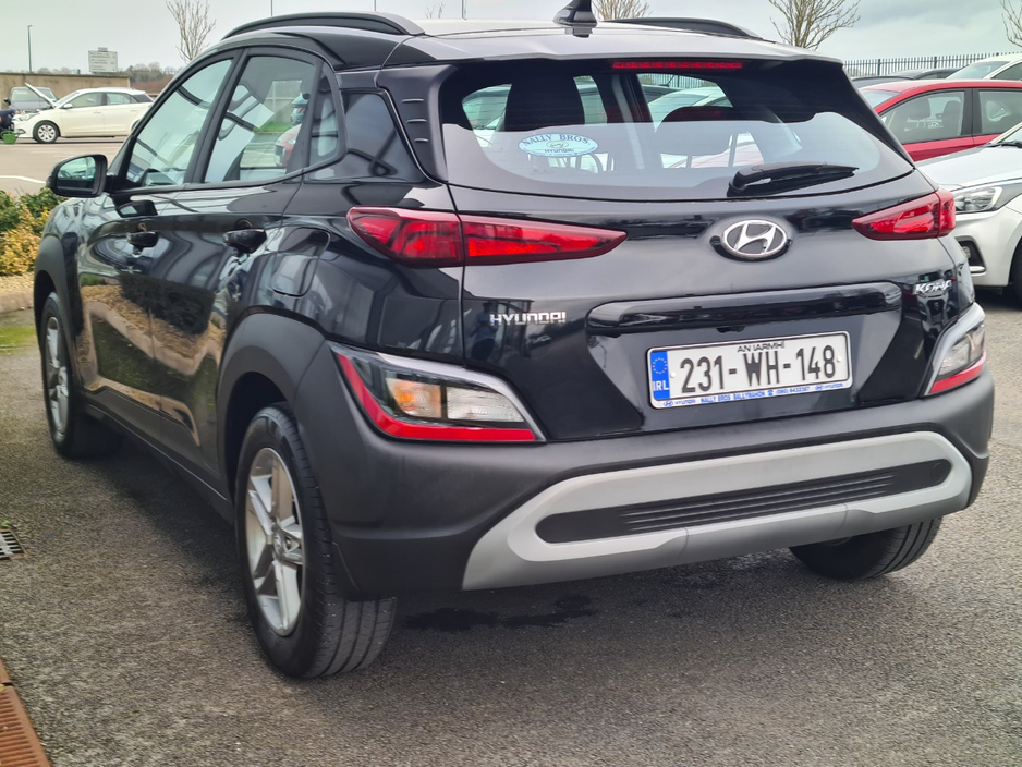 2023 Hyundai Kona - image 6