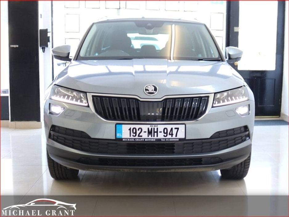 2019 Skoda Karoq - image 2