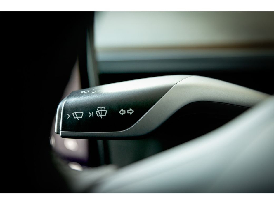 2022 Tesla Model Y - image 22