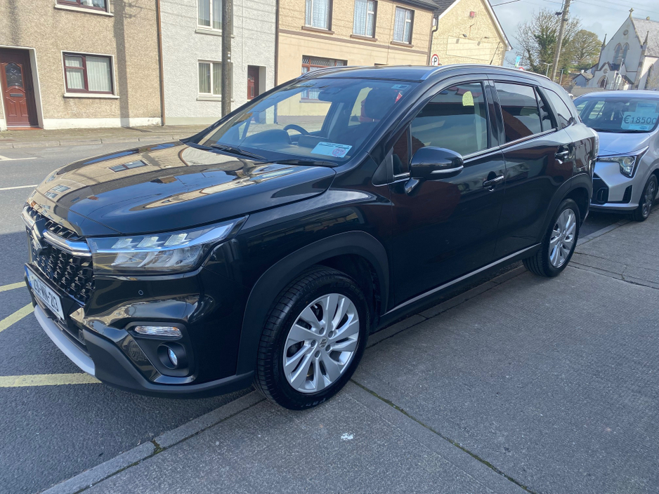 2023 Suzuki SX4 S-Cross - image 2