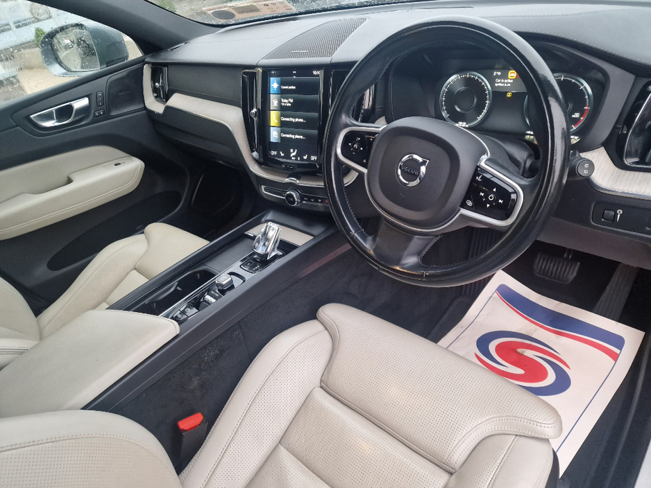 2021 Volvo XC60 B4 Inscritption 5DR Auto €36,950