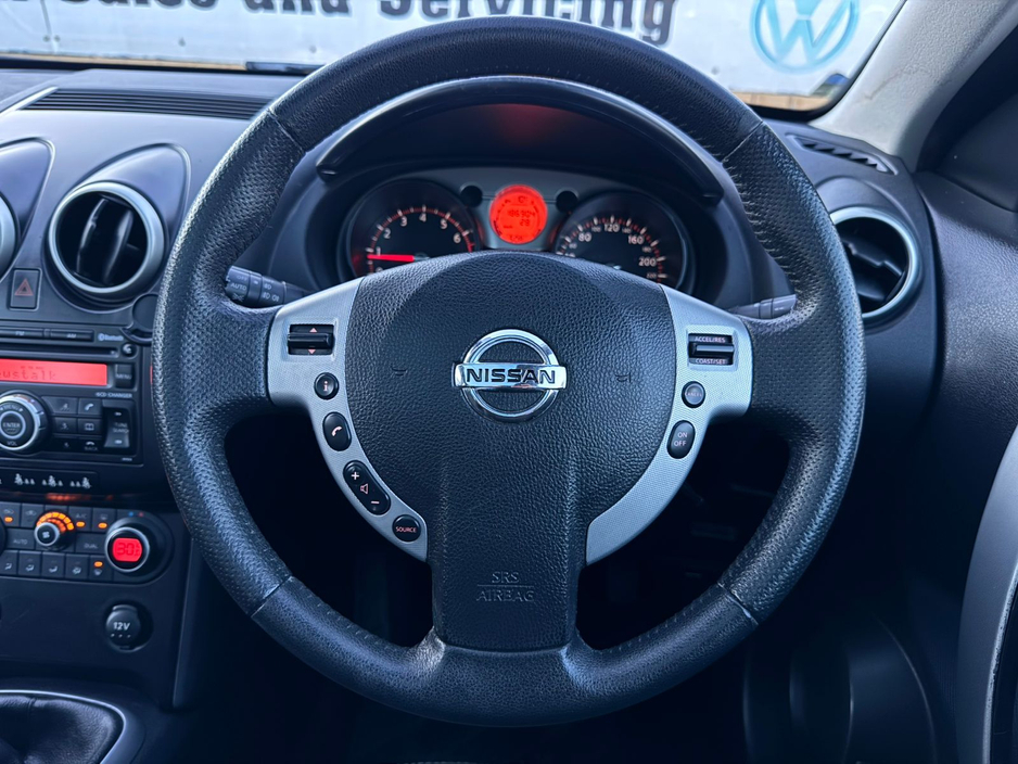 2010 Nissan Qashqai - image 17