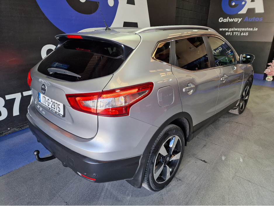 2017 Nissan Qashqai - image 10