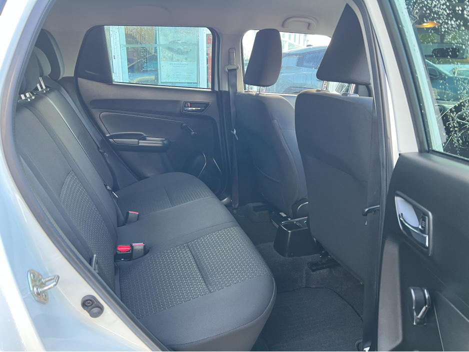 2023 Suzuki Swift 1.2 DUALJET HYBRID SZ-L €16,950