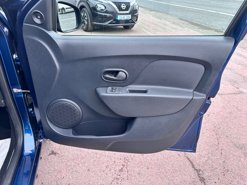 2019 Dacia Sandero - image 18