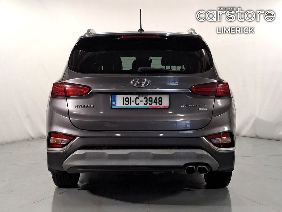 2019 Hyundai Santa Fe - image 4