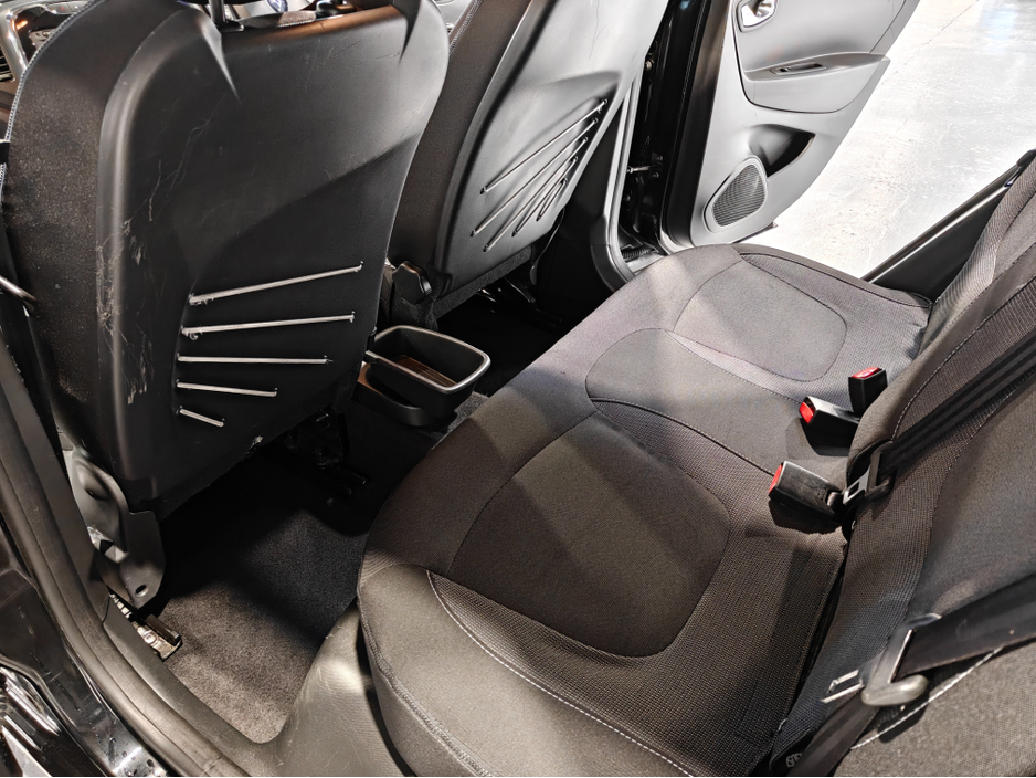 2015 Renault Captur - image 18