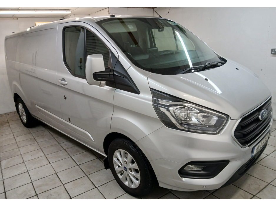 2019 Ford Transit Custom - image 17