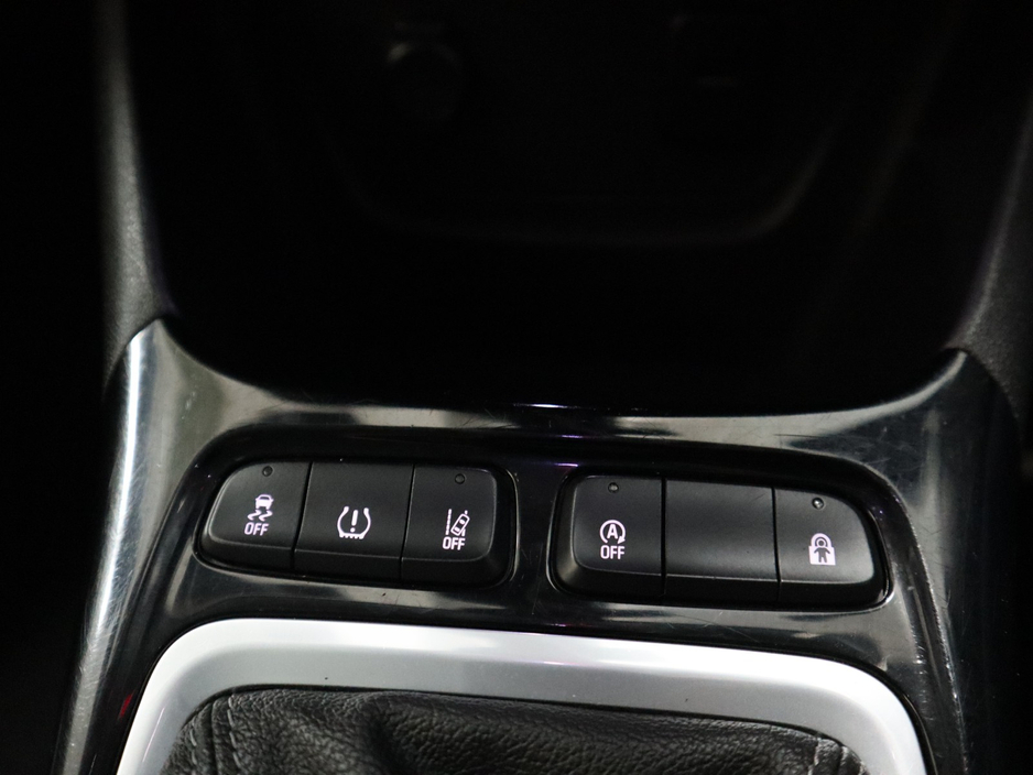 2022 Opel Crossland X *4* SPORT 1.2 83PS-PET-5SP 5DR €15,700