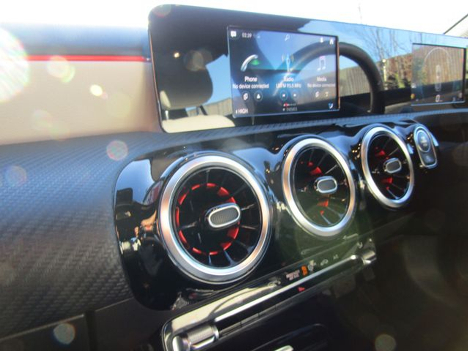 2019 Mercedes-Benz A Class A 180 5DR Auto €24,950