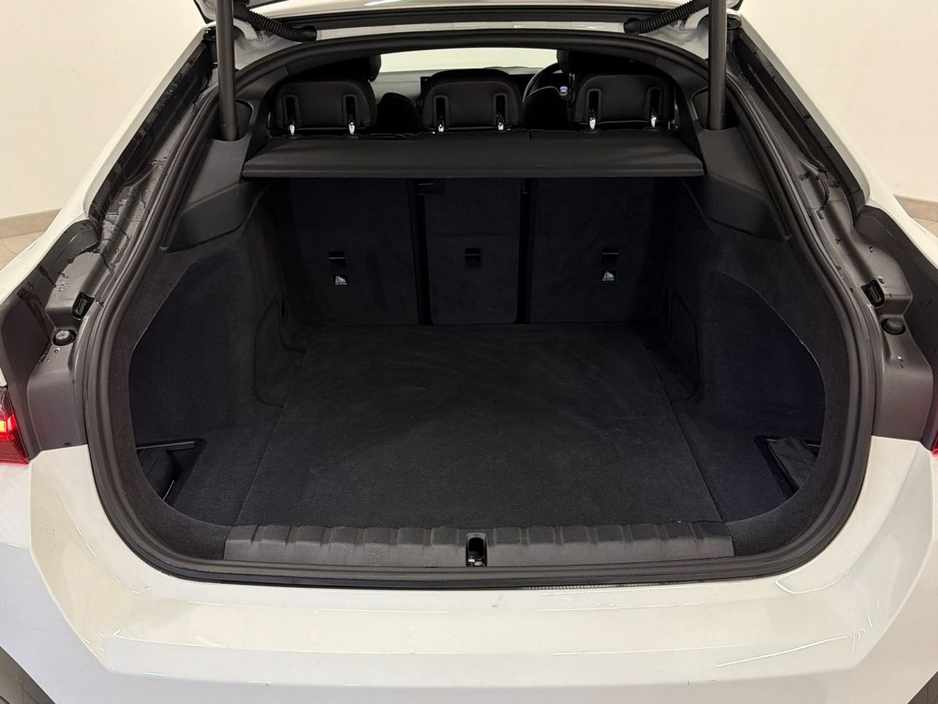 2023 BMW i4 - image 13