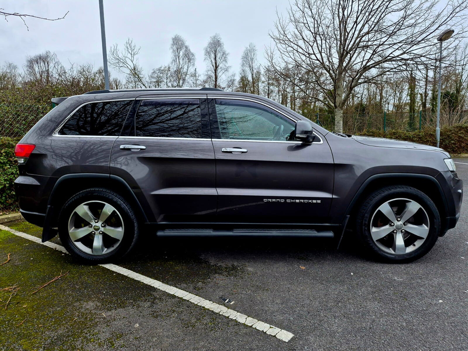 2015 Jeep Cherokee  €12,999