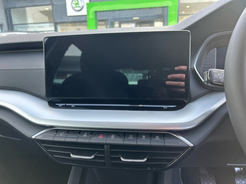 2026 Skoda Octavia - image 8