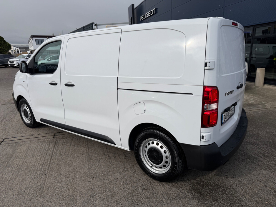 2024 Peugeot Expert - image 4