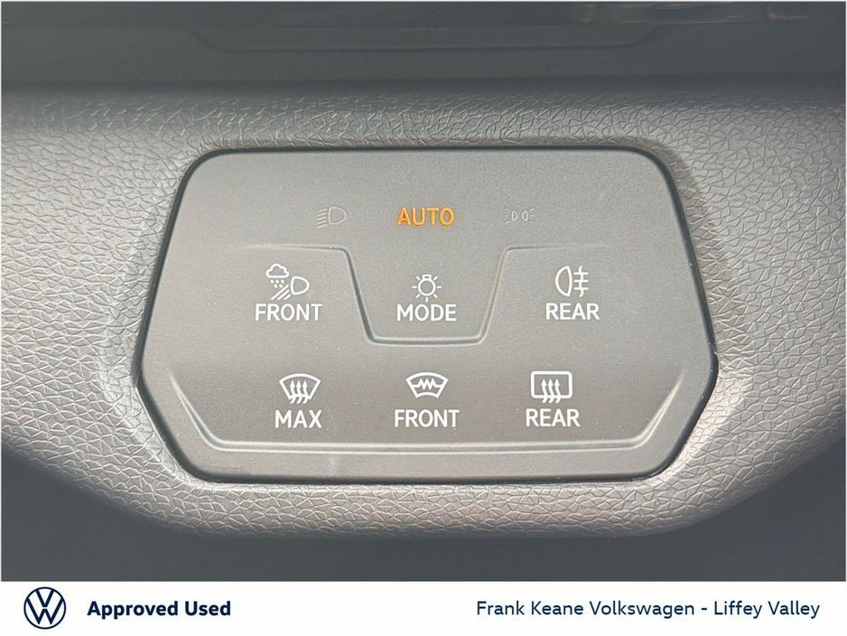 2025 Volkswagen ID.4 - image 19