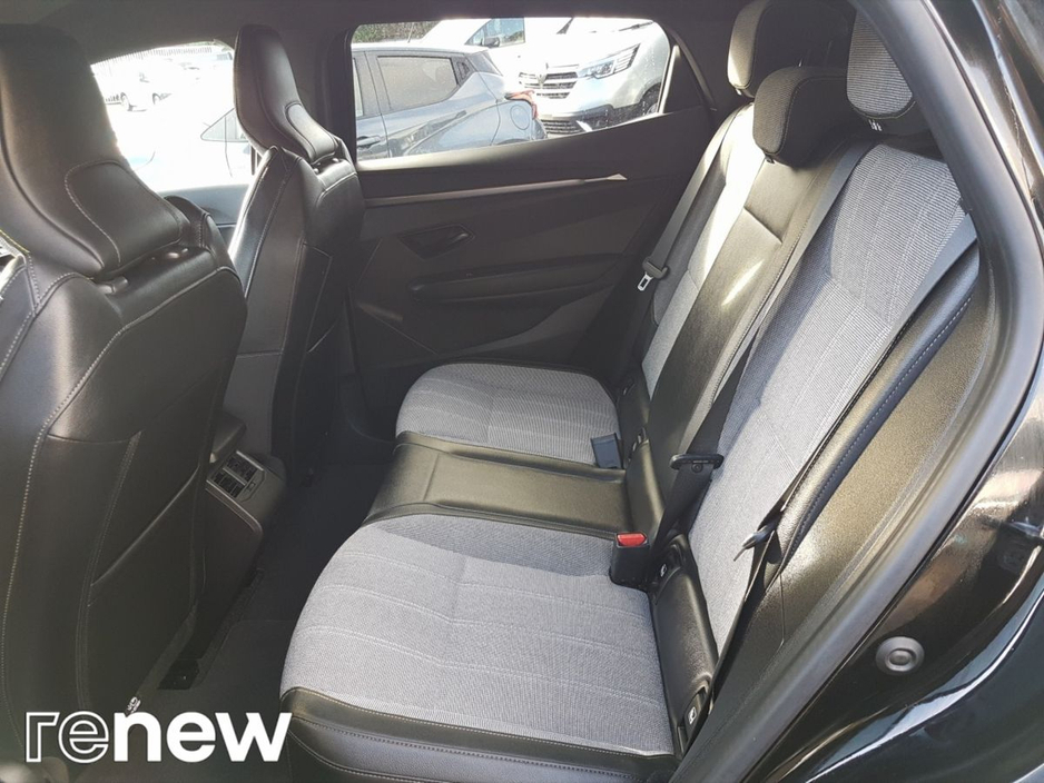 2023 Renault Megane E-Tech EV60 220hp Techno €24,995