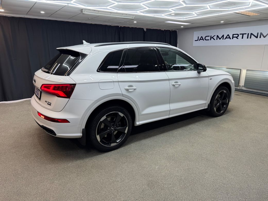 2019 Audi Q5 - image 14