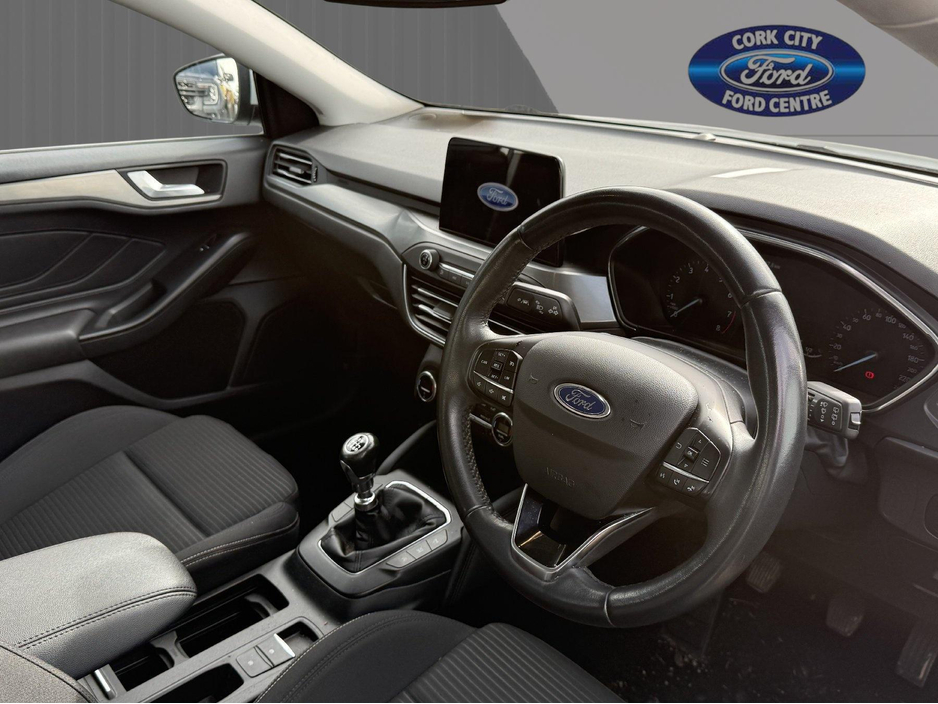 2020 Ford Focus - image 6